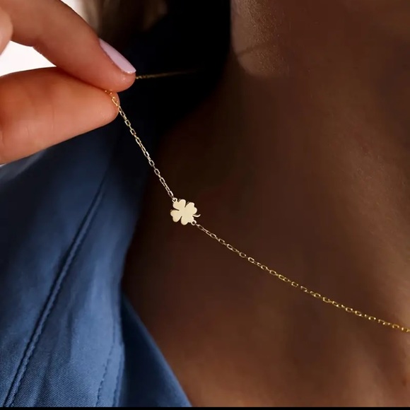 Jewelry - BOGO! Dainty 4 leaf clover Necklace in Gold - Boutique NEW